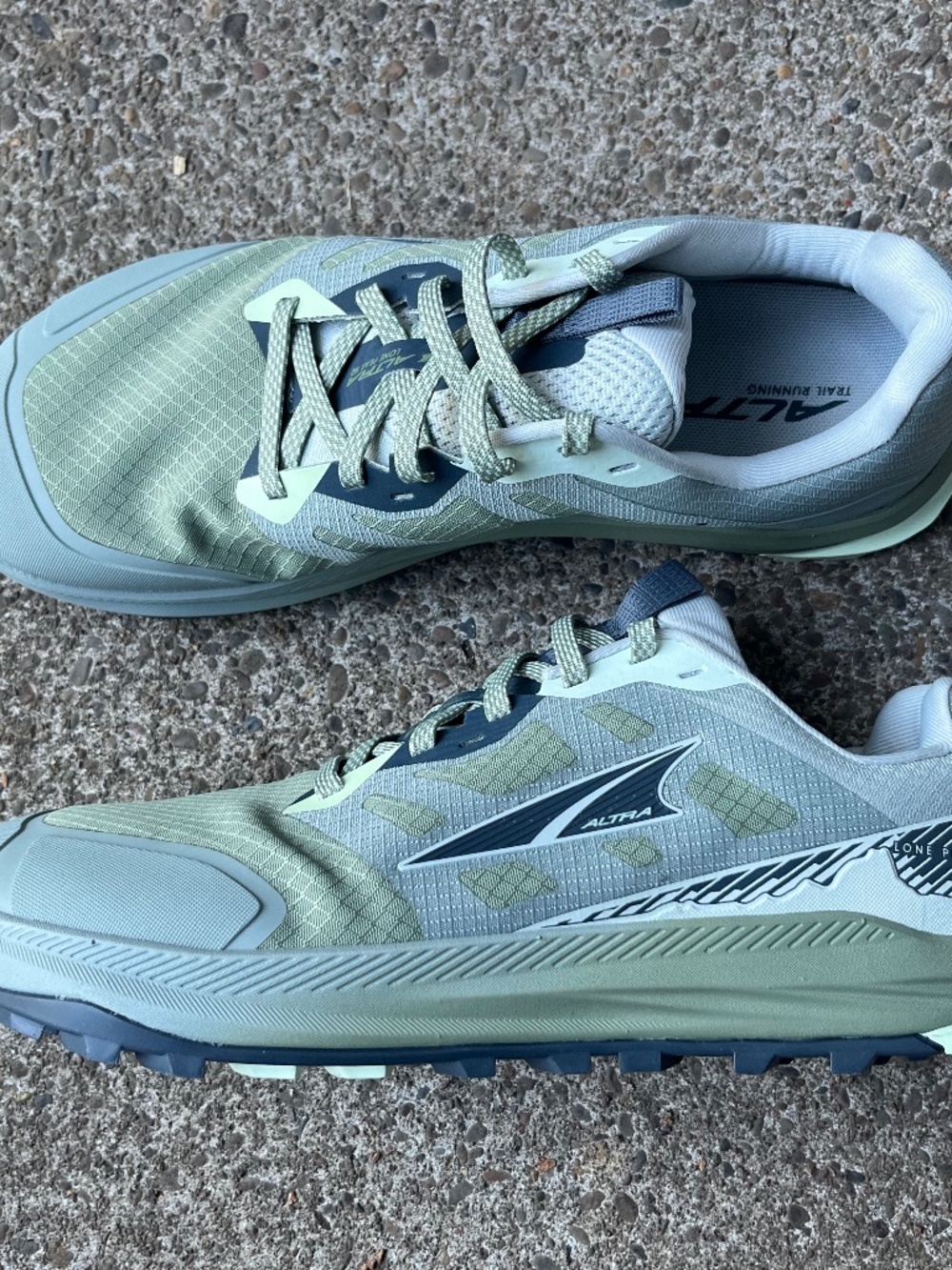 Altra Lone Peak 9+ women’s 12